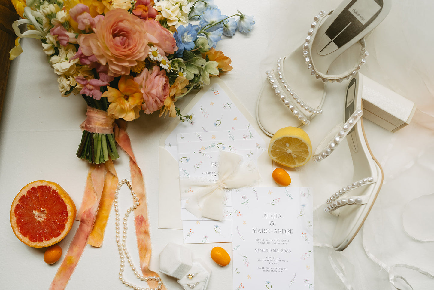 LYRA Invitation Suite